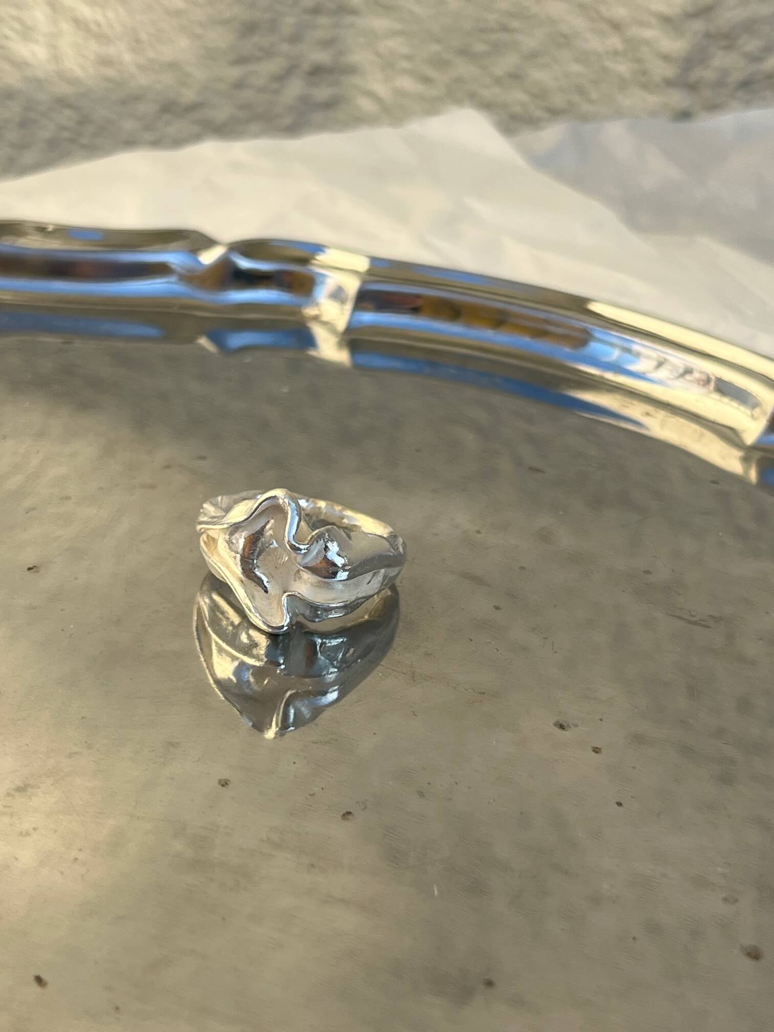 Pierścionek Interno