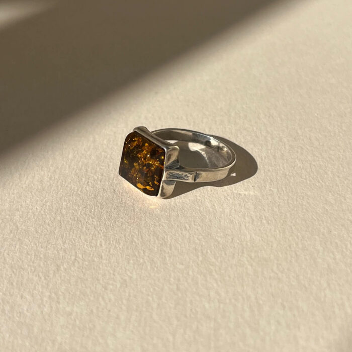 Pierścień Amber